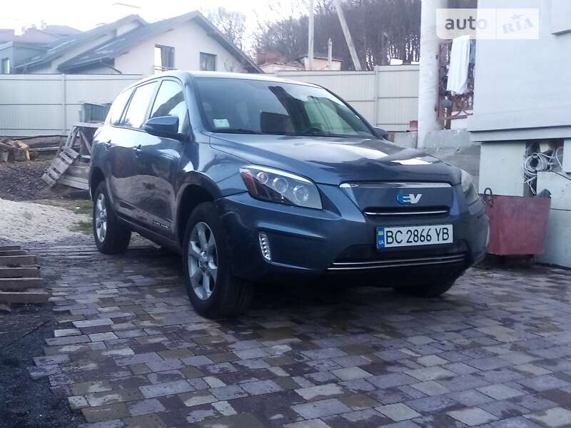 Toyota Rav4 ev (2013)