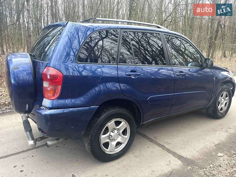 Toyota Rav4 (2002)