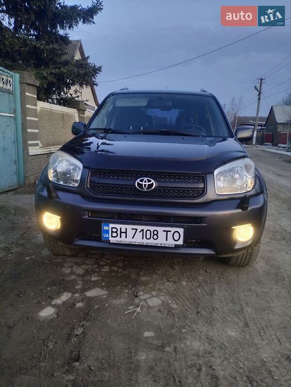 Toyota Rav4 (2005)