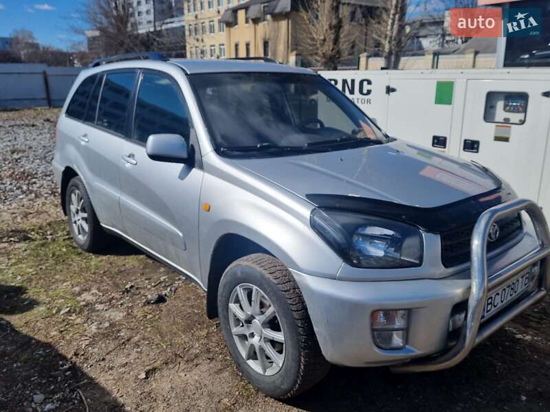 Toyota Rav4 (2002)