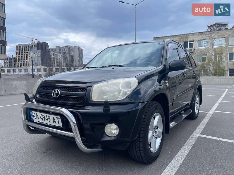 Toyota Rav4 (2005)