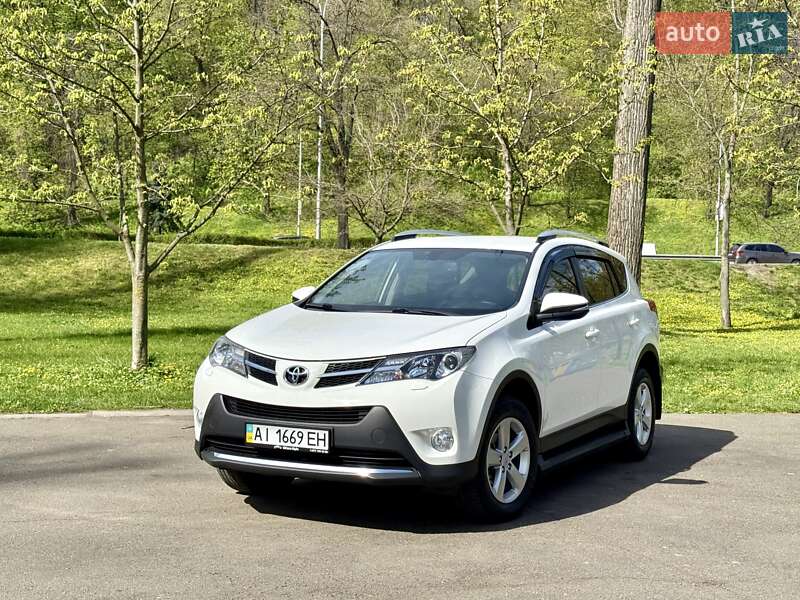 Toyota Rav4 (2013)
