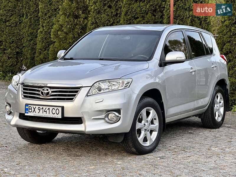 Toyota Rav4 (2011)