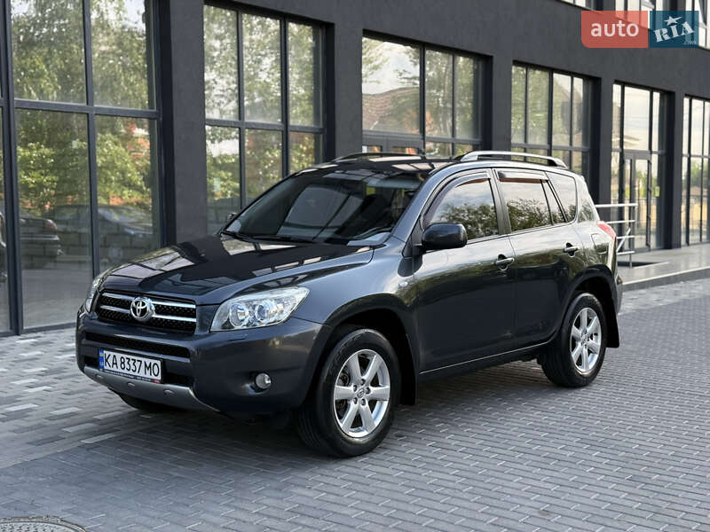 Toyota Rav4 (2008)