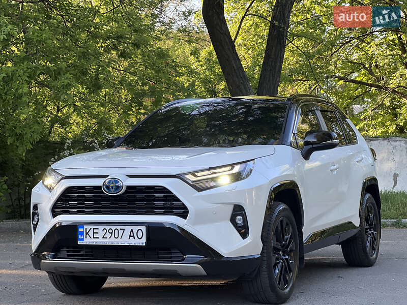 Toyota Rav4 (2024)