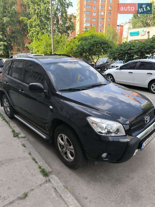 Toyota Rav4 (2007)