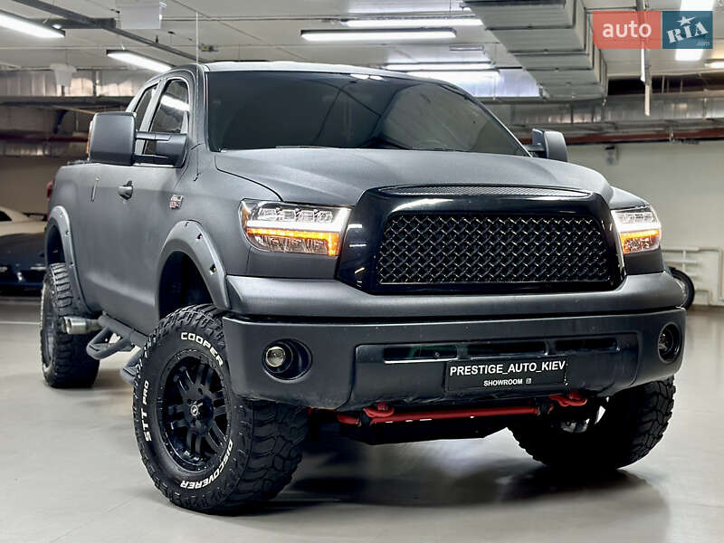 Toyota Tundra (2008)