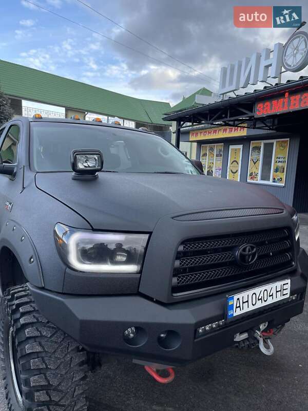 Toyota Tundra (2007)
