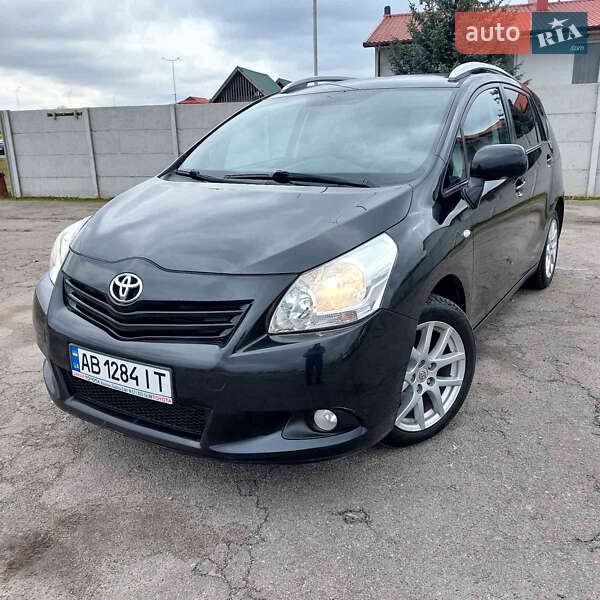 Toyota Verso (2009)