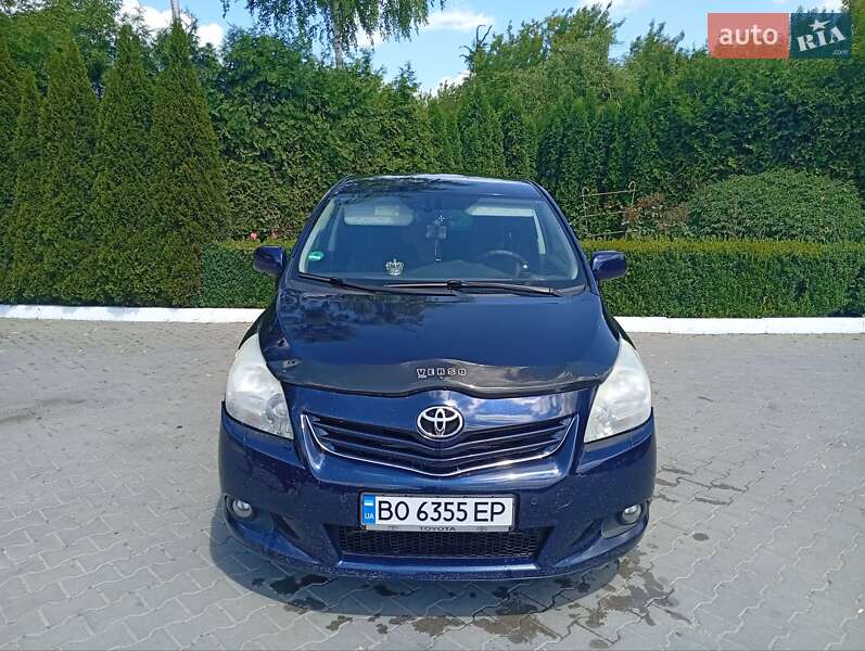 Toyota Verso (2009)