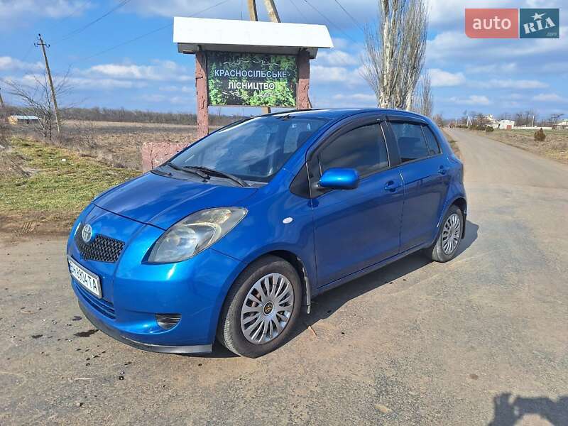 Toyota Yaris (2007)
