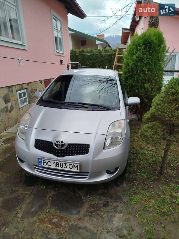 Toyota Yaris (2008)