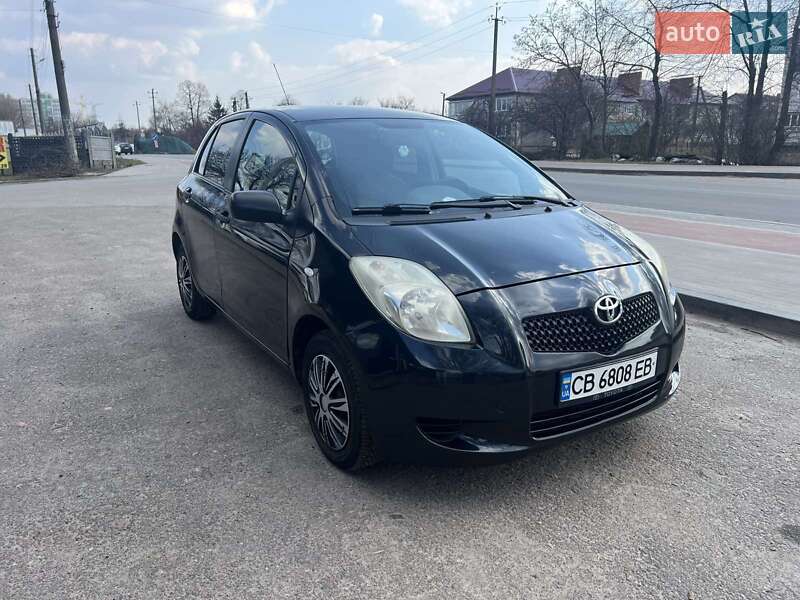 Toyota Yaris (2006)