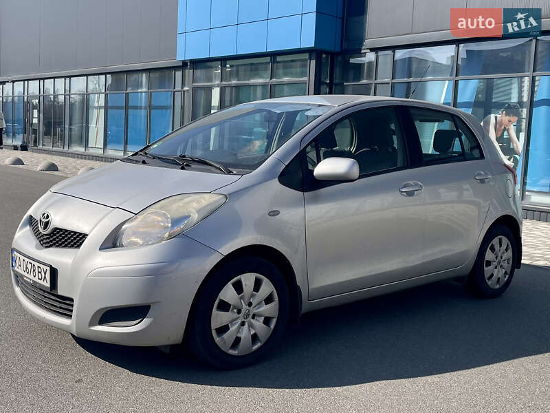 Toyota Yaris (2009)