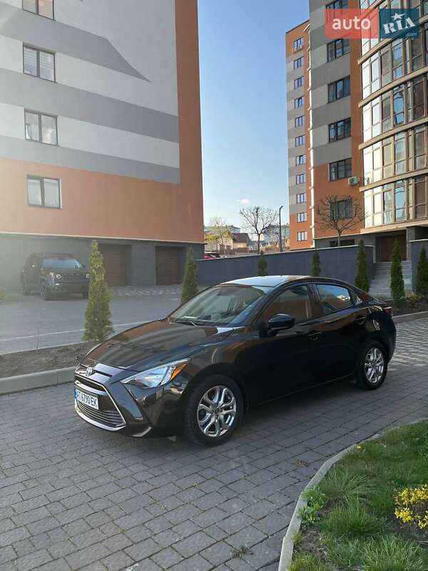 Toyota Yaris (2015)