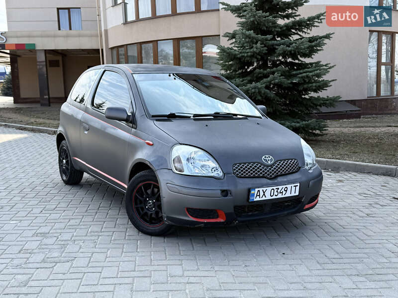 Toyota Yaris (2004)