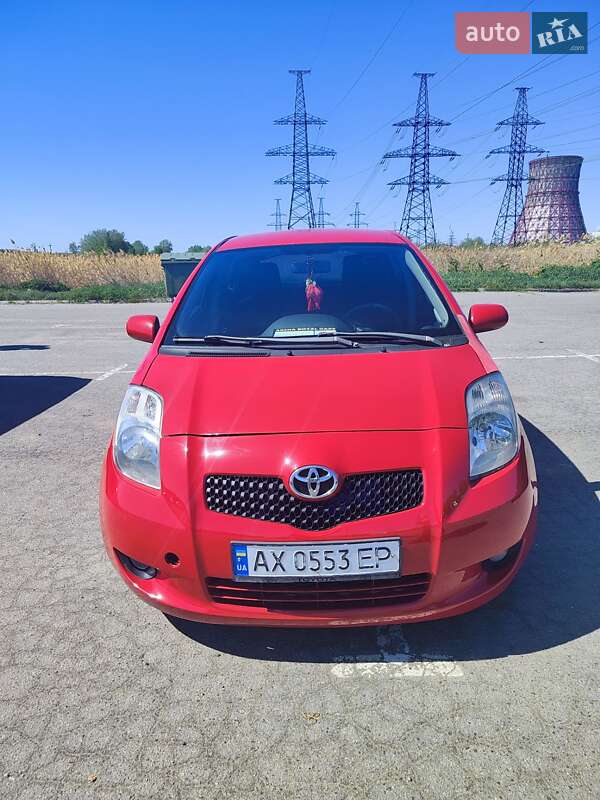 Toyota Yaris (2007)
