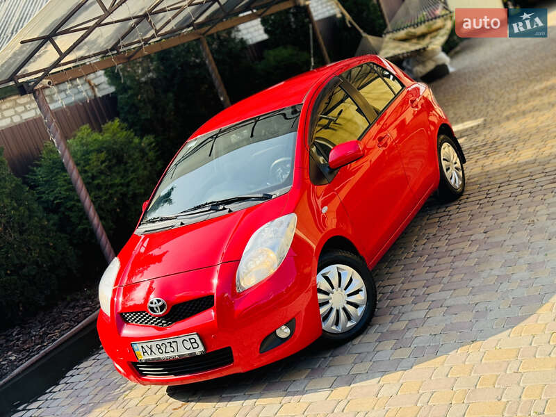 Toyota Yaris (2011)