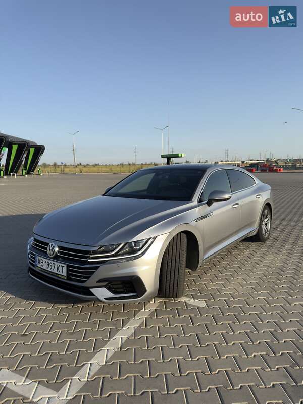 Volkswagen Arteon (2017)