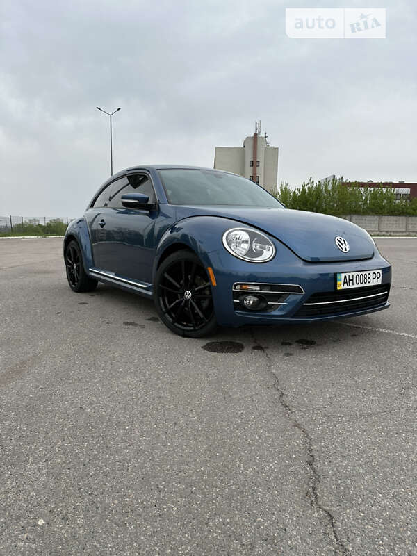 Volkswagen Beetle (2016)
