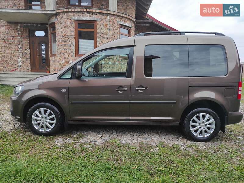 Volkswagen Caddy (2011)