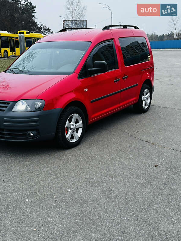 Volkswagen Caddy (2008)
