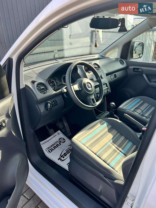 Volkswagen Caddy (2015)