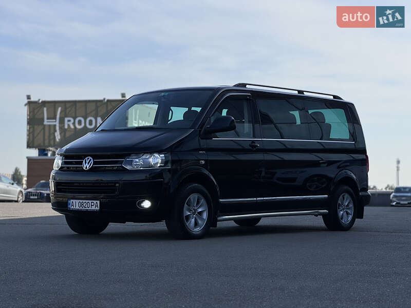 Volkswagen Caravelle (2013)
