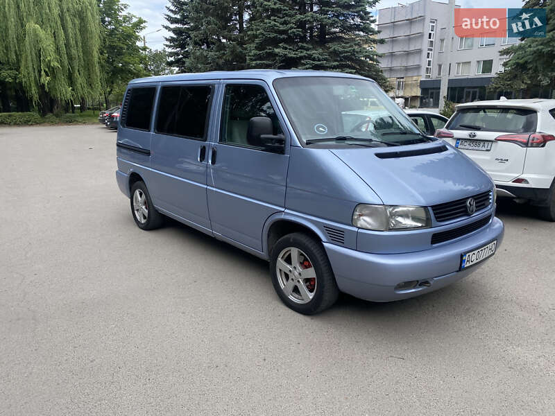 Volkswagen Caravelle (2001)