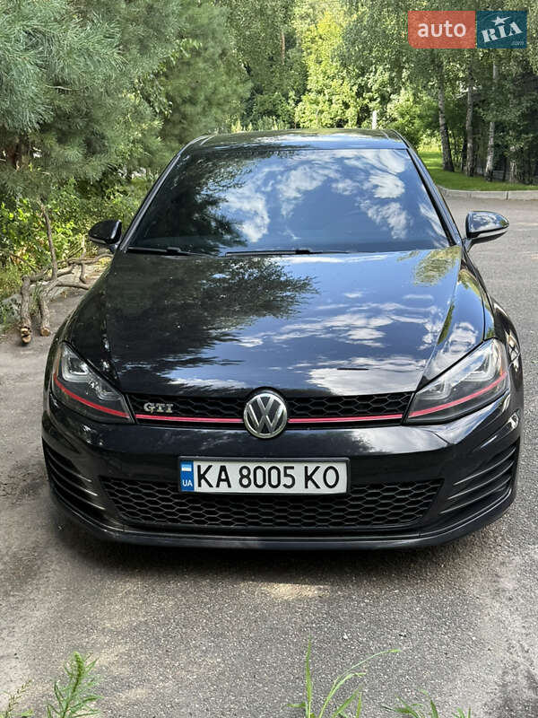 Volkswagen Golf gti (2015)