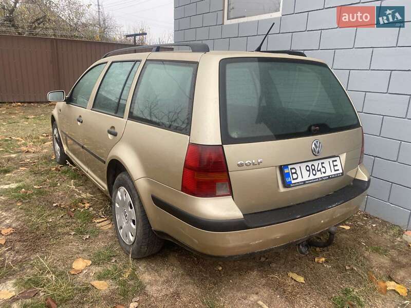 Volkswagen Golf variant (2002)