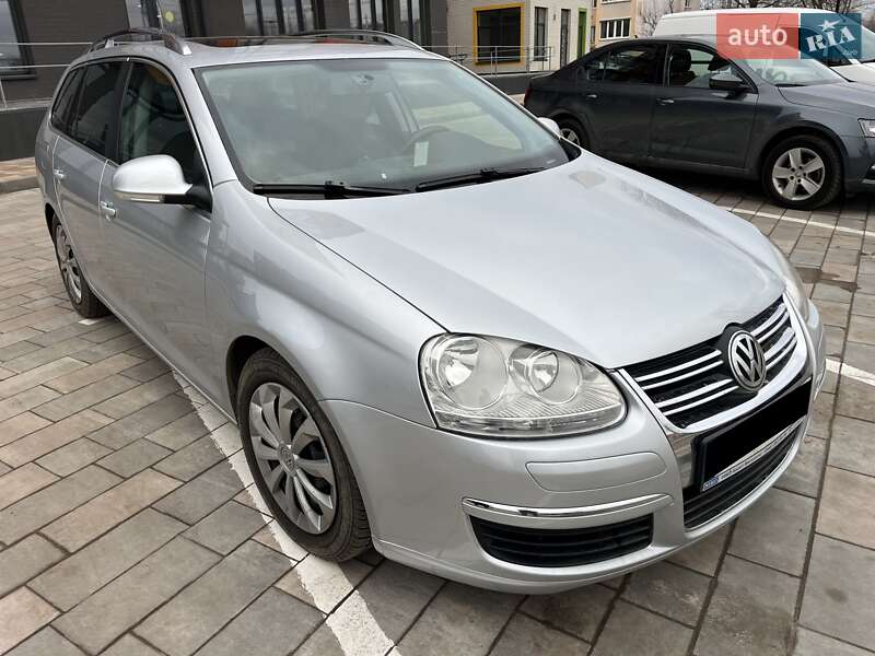 Volkswagen Golf (2008)