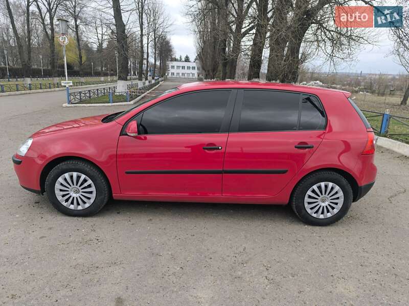 Volkswagen Golf (2005)