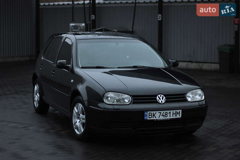 Volkswagen Golf (1999)