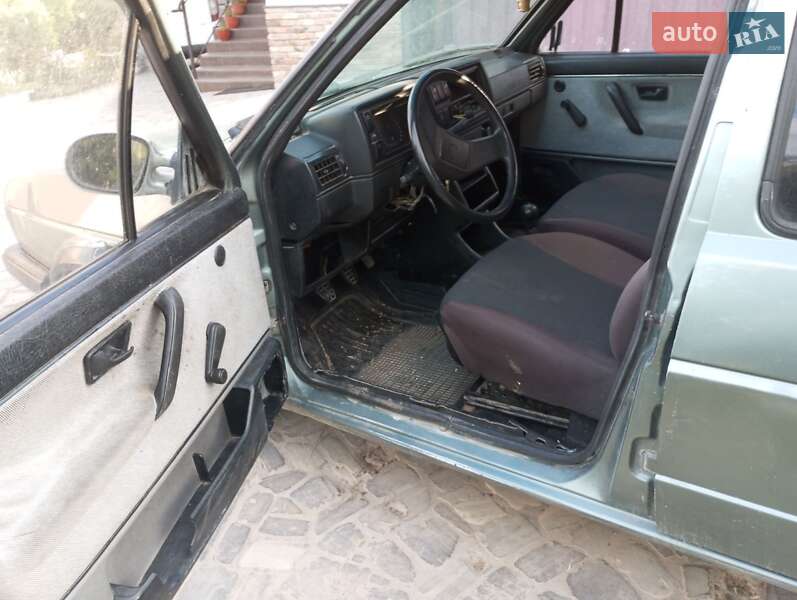 Volkswagen Golf (1987)