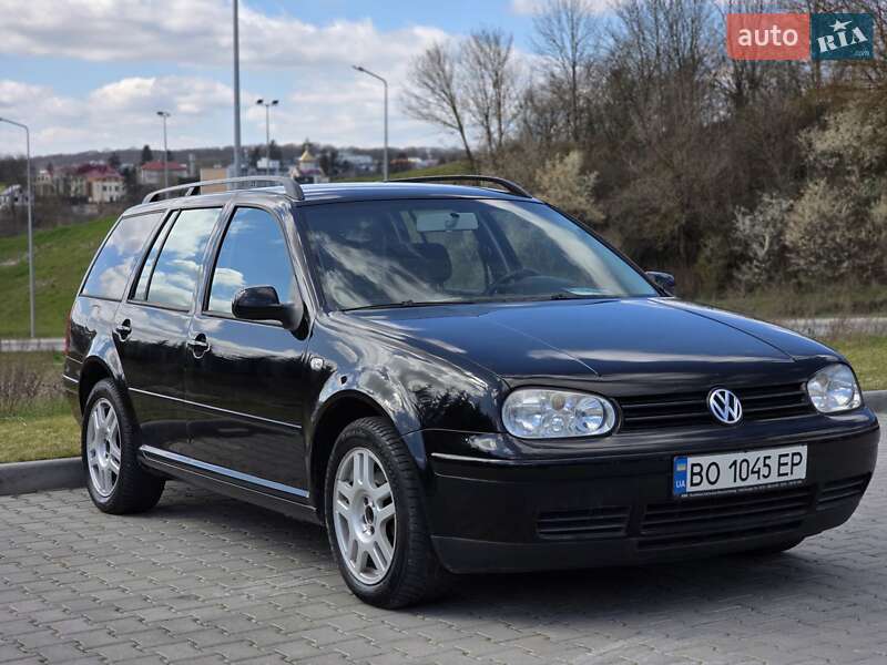 Volkswagen Golf (2004)