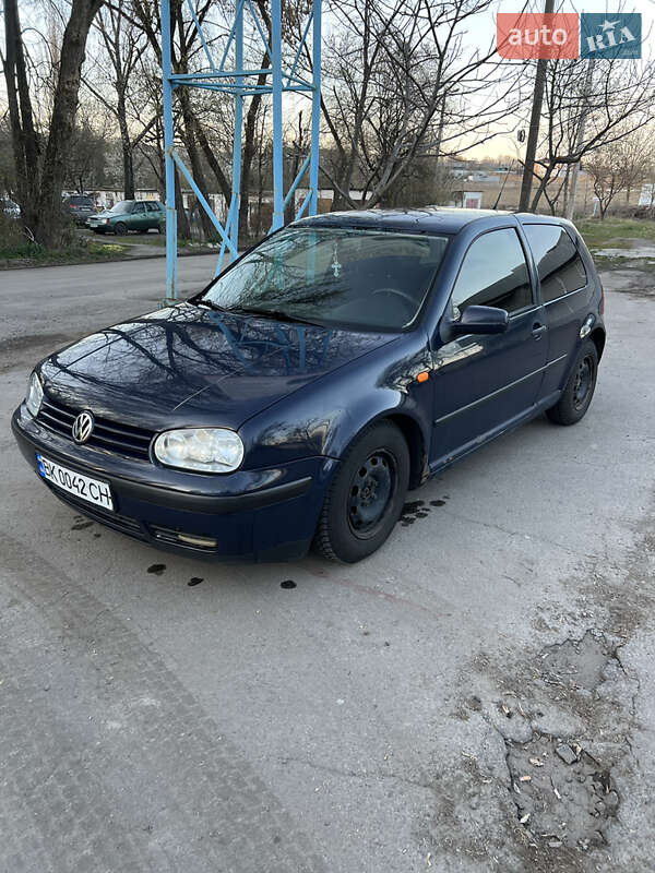 Volkswagen Golf (1998)