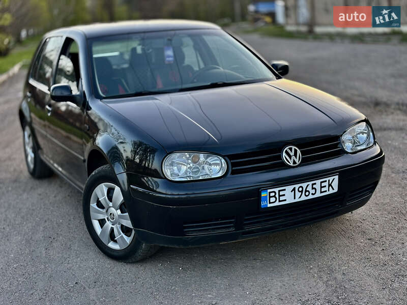 Volkswagen Golf (1999)