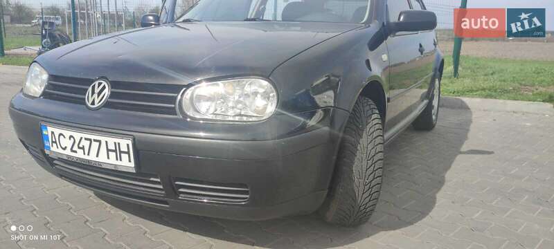 Volkswagen Golf (2002)