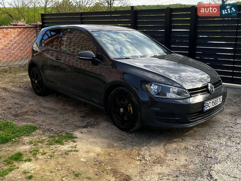 Volkswagen Golf (2014)