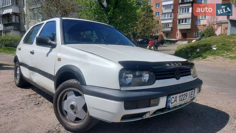 Volkswagen Golf (1996)