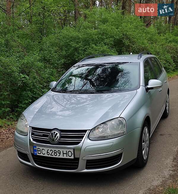 Volkswagen Golf (2008)