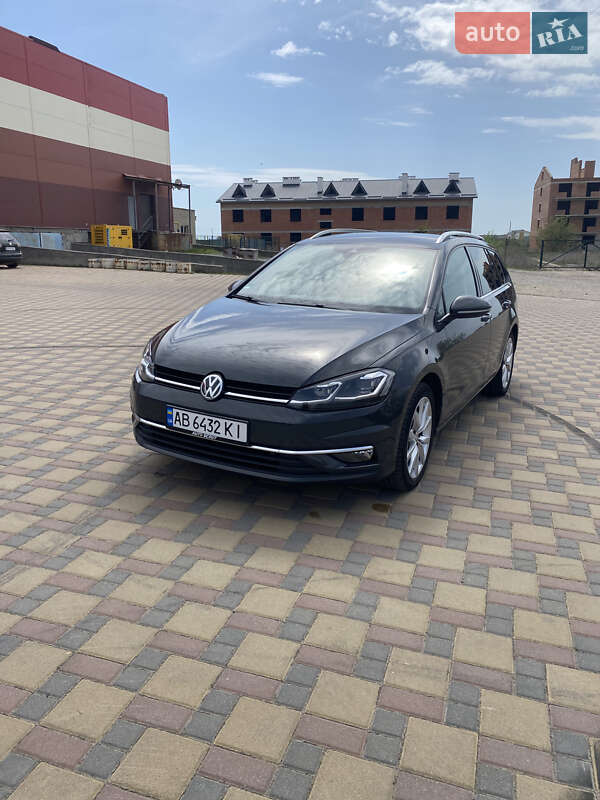 Volkswagen Golf (2019)