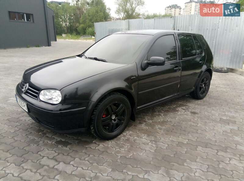 Volkswagen Golf (2000)