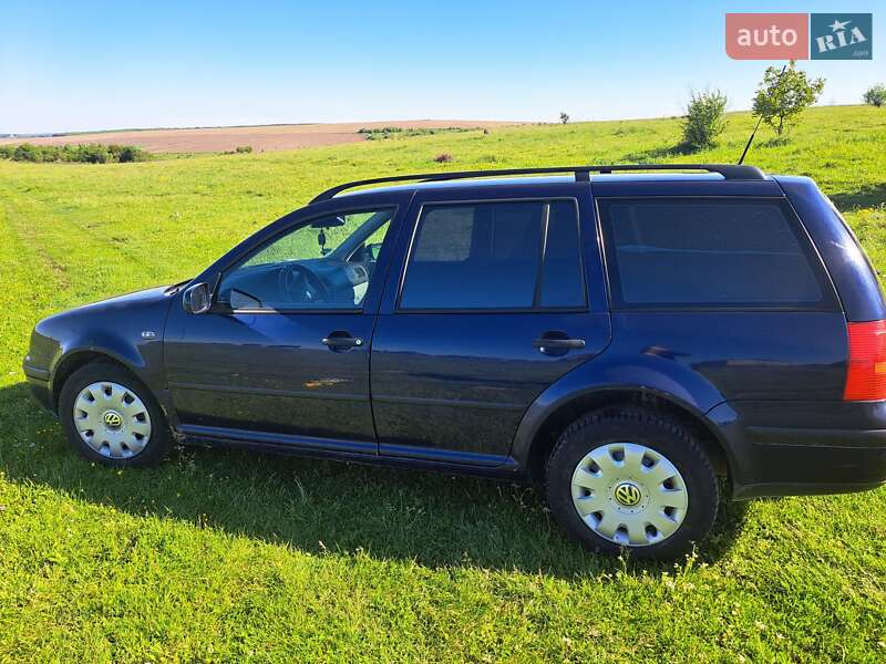 Volkswagen Golf (2001)