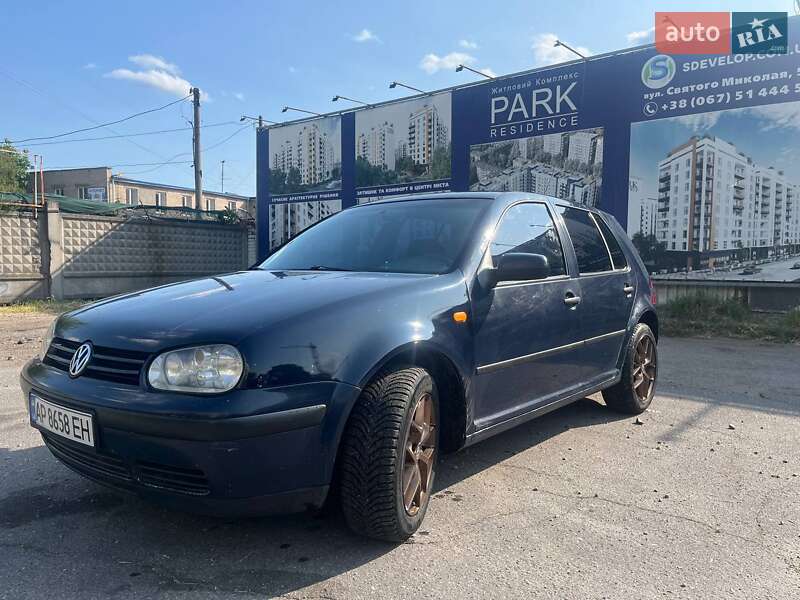 Volkswagen Golf (1998)