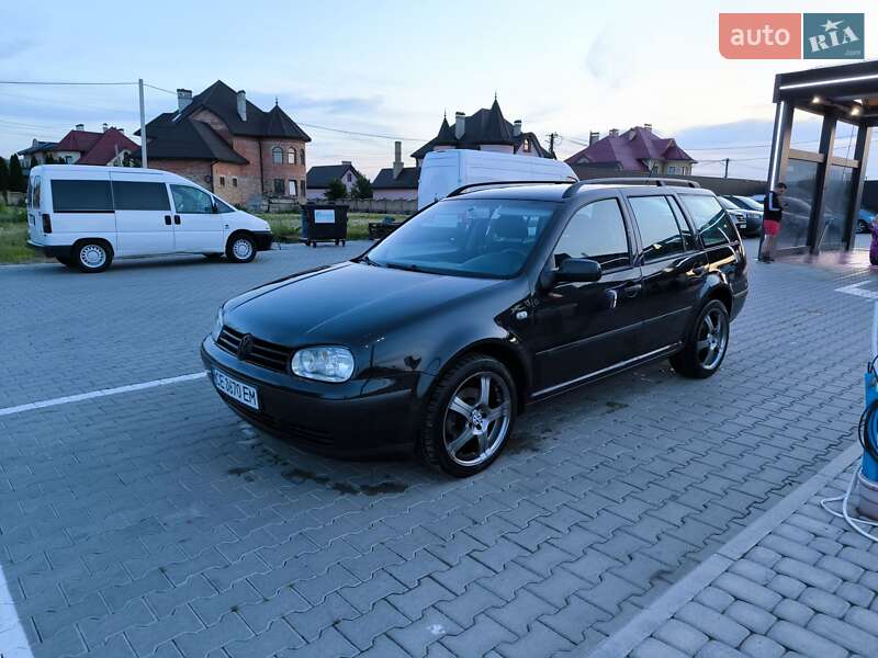 Volkswagen Golf (2002)