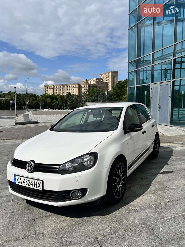 Volkswagen Golf (2011)