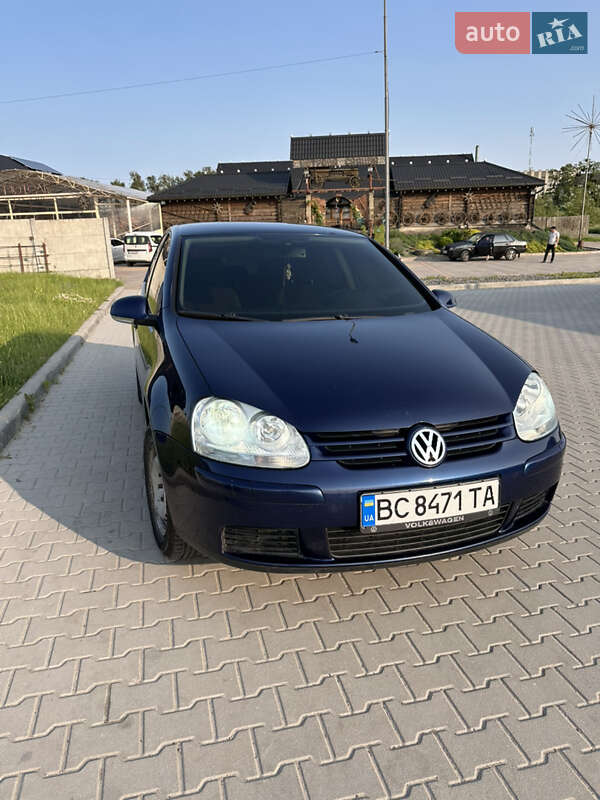 Volkswagen Golf (2005)