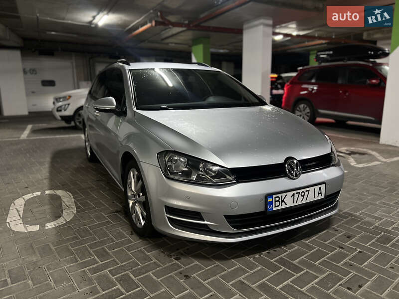 Volkswagen Golf (2016)